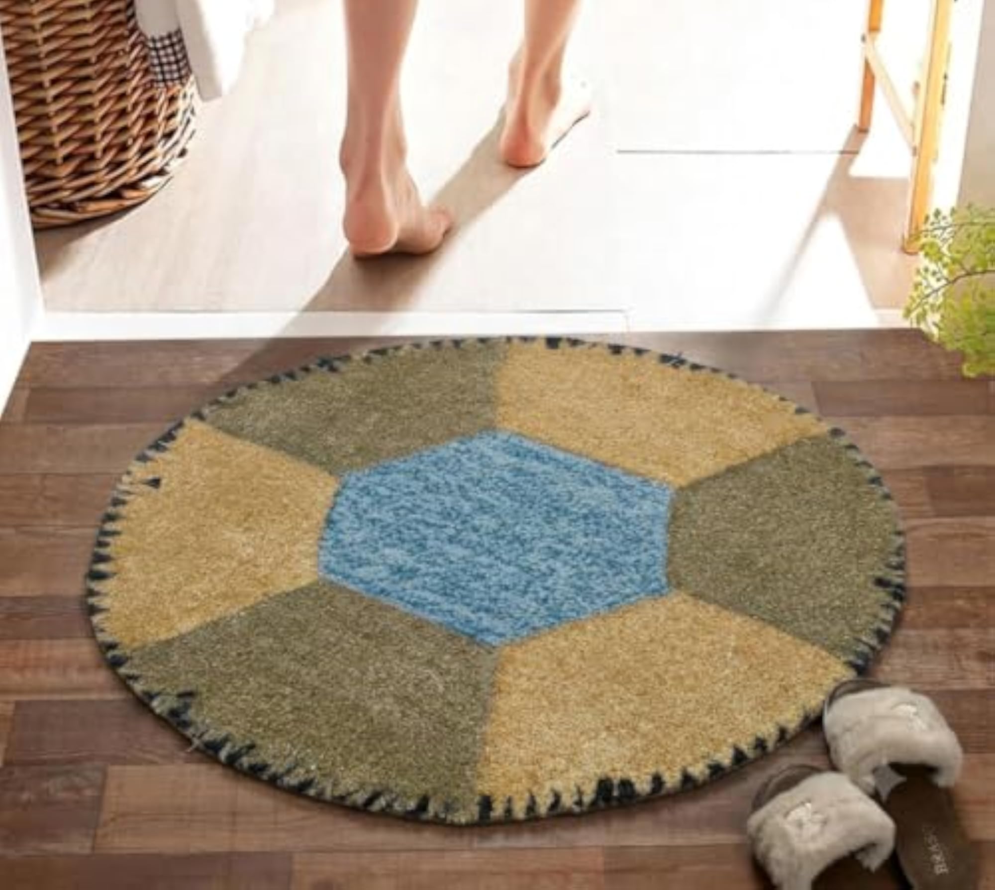 Hand Tufted Wool Bath Mat, Soft Absorbent Non-Slip